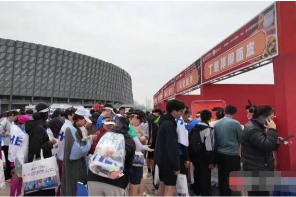 南京厚建软件 LivCMS 内容管理系统http：wwwhogesoftcom 授皇冠体育app权用户：http：wwwxichunet(图4)