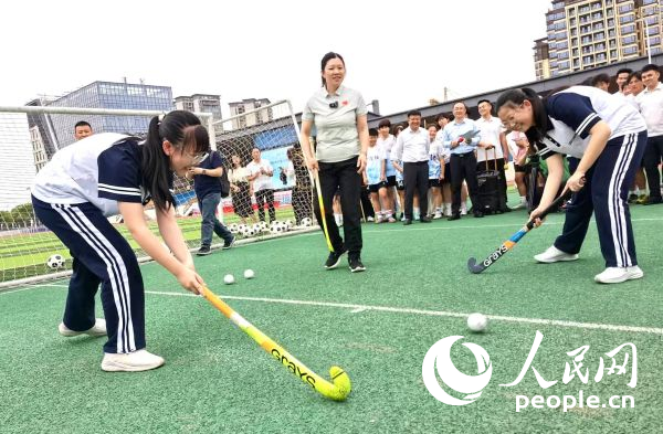 传承中国体育文化弘扬中华体育精神 全国文化宣传推广活动走进乐至皇冠平台(图1)